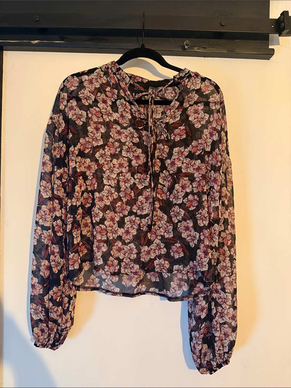Goldie Floral Blouse Double Tie Neck Detail Medium